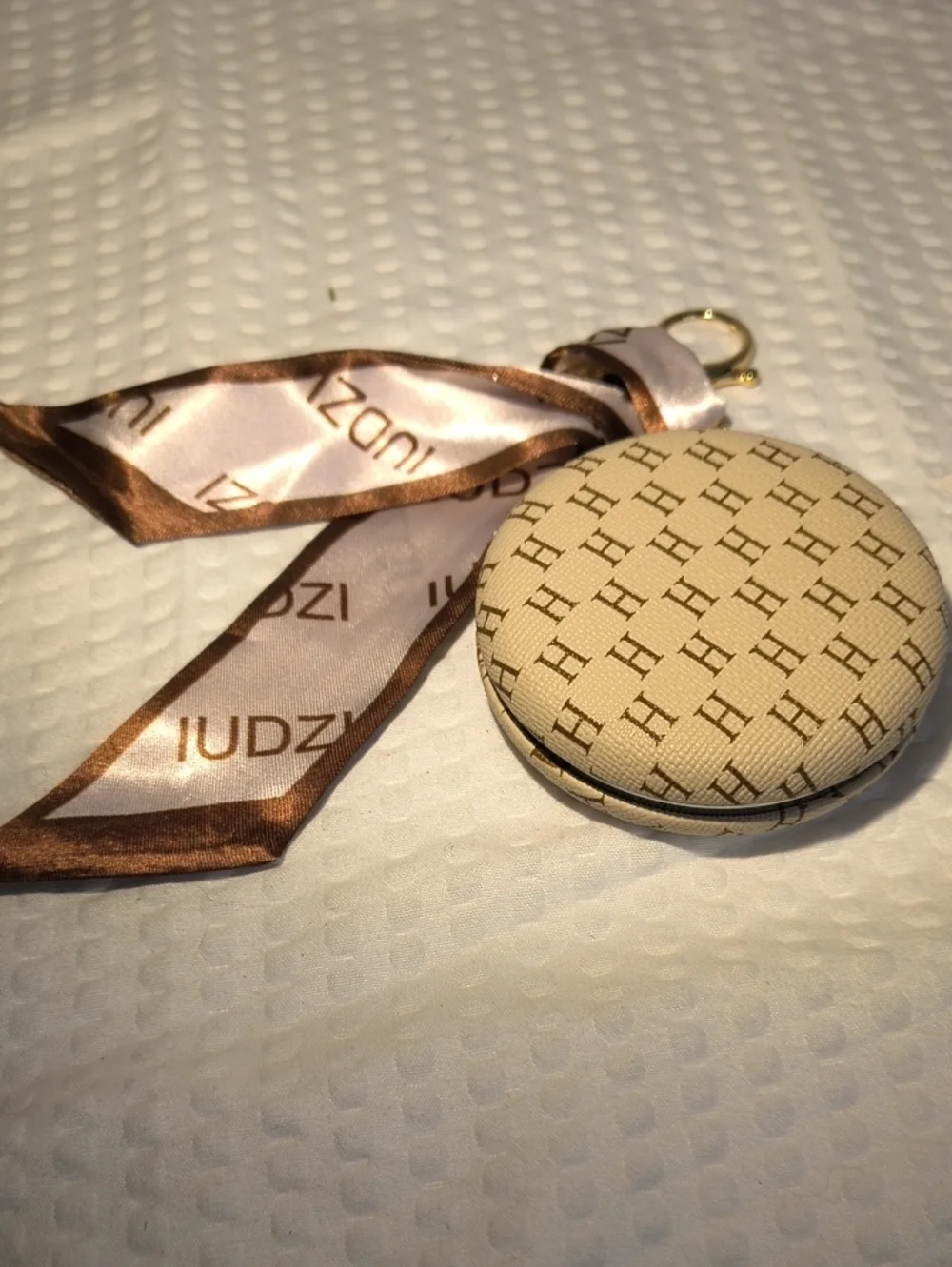 Beige Monogram Round Keychain 3